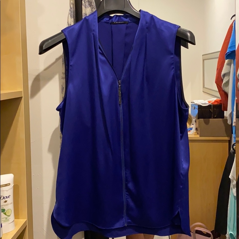 Tahari  tank